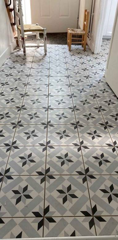 sol en carreaux de ciment