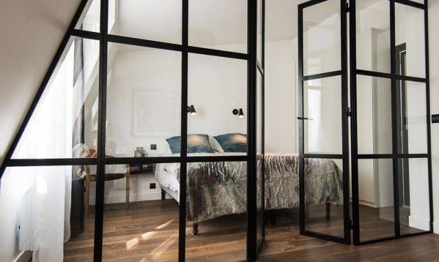 Verrière d'intérieur sur hauteur totale plancher/plafond