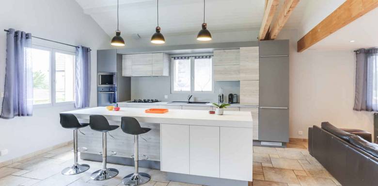 Aménager une cuisine fonctionnelle La Maison Des Travaux de Saint Germain en Laye