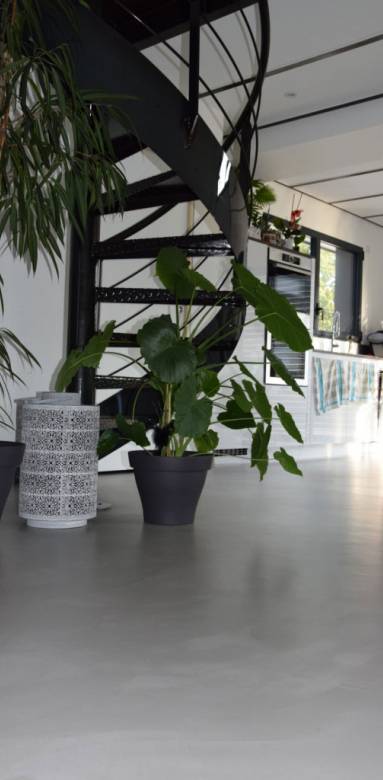 Revêtement de sol intérieur en béton ciré - Pornic 44