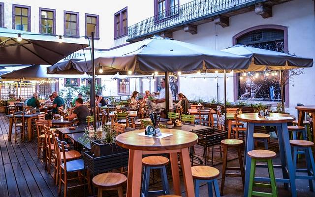 Aménager terrasse restaurant - La Maison Des Travaux de Sainte-Geneviève-des-Bois