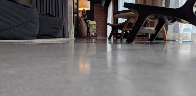 Pourquoi choisir le béton ciré pour un revêtement de sol ? 