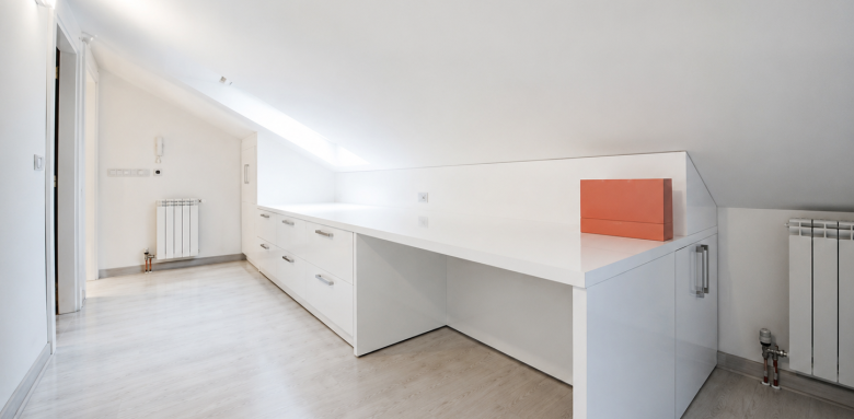 Bureau bois sous pente taverny 95150