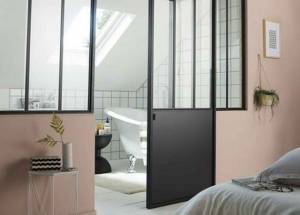 Installer une verrière d'atelier