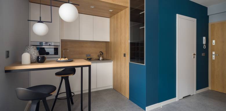 Studio tout confort rénové pour location en immeuble