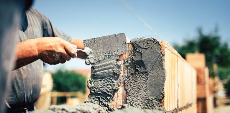Travaux de maçonnerie pour construire un mur - Nantes 44
