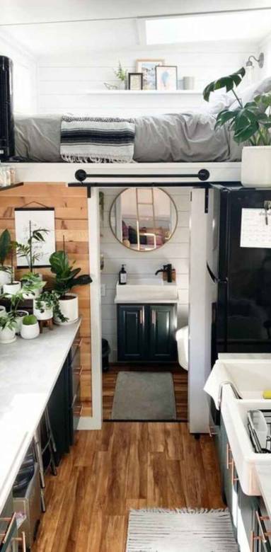 Tiny house