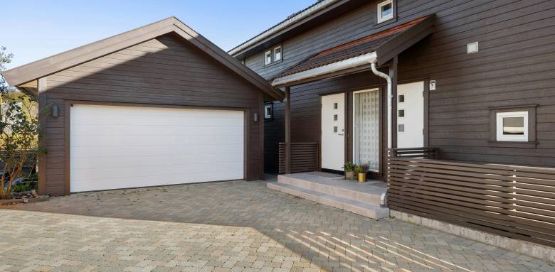 Garage attenant ou indépendant La Maison Des Travaux Nîmes