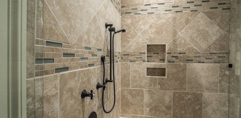Quel carrelage choisir pour sa salle de bain ?