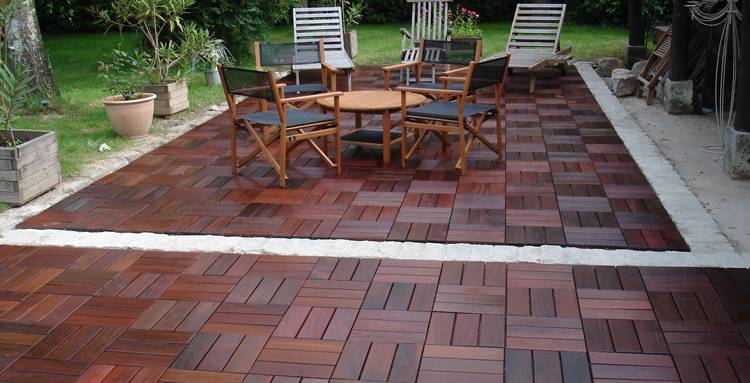 Rénovation de terrasse avec caillebotis en bois exotique - Montauban 82