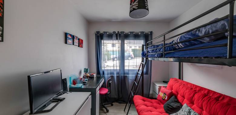 Une nouvelle chambre à la place du garage à Goncelin (38570)