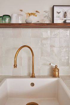 Zellige coloris blanc/beige dans une cuisine