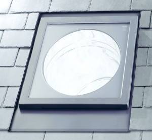  Installation d'un puits de lumière avec capteur sur toiture - Lille 59