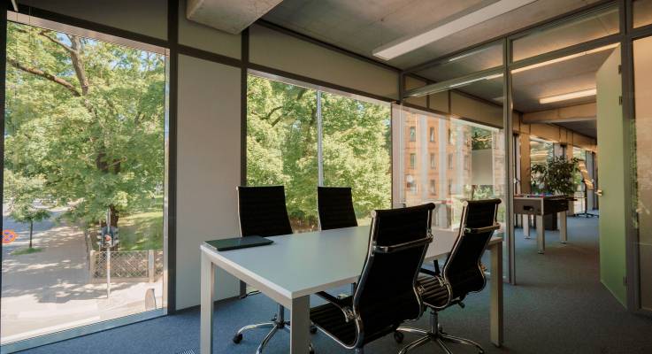 Isolation phonique des bureaux : un enjeu de performance et de bien-être