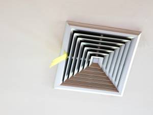 Choisir son système de ventilation de salle de bain - VMC double-flux - Cholet 49