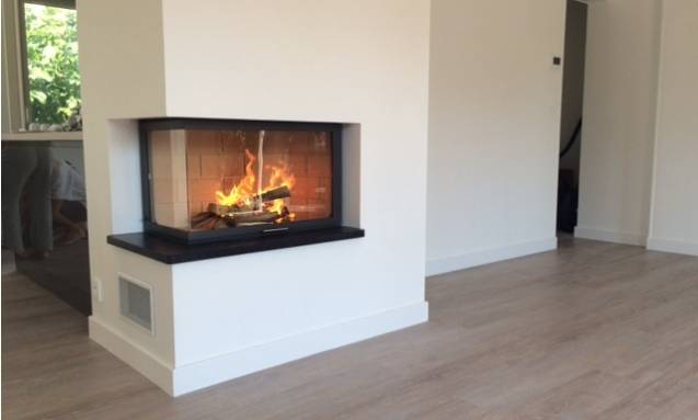 Cheminée encastrée double face centre pavillon