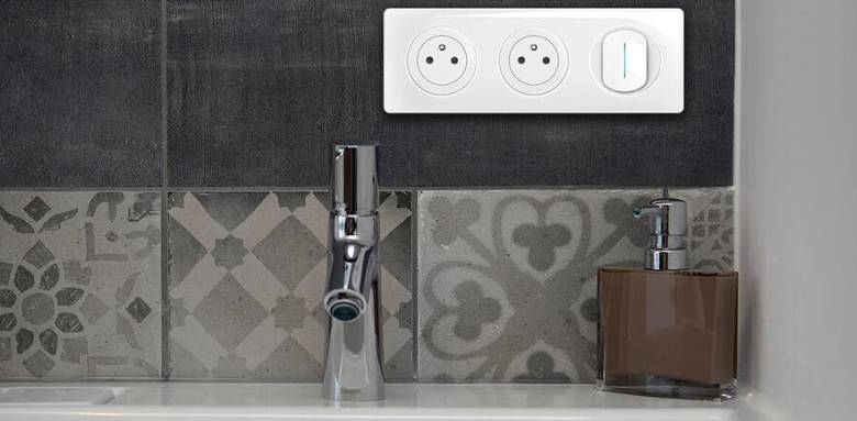 Prises électrique salle de bain LEGRAND
