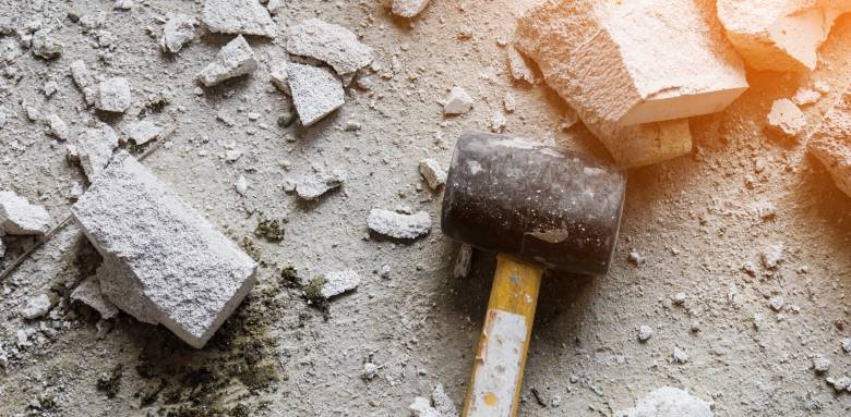 Une démolition de maison, des étapes à respecter.