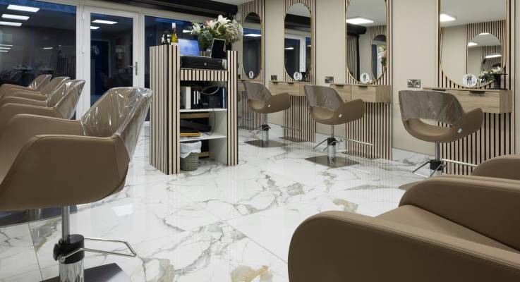 Comment aménager un salon de coiffure : créer un espace accueillant et fonctionnel