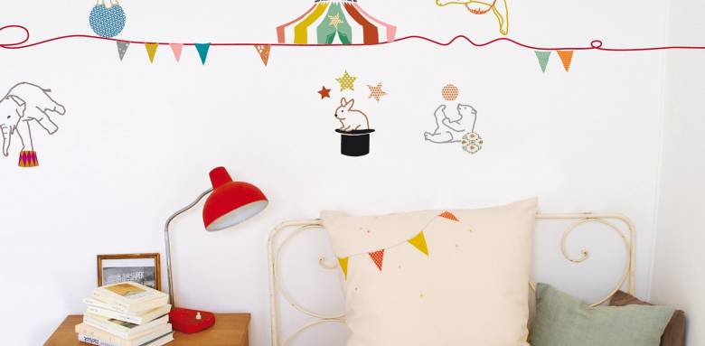 Chambre d'enfant appartement avec frise