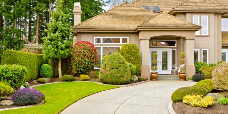 Allée d'entrée de maison en béton - Rochefort 17