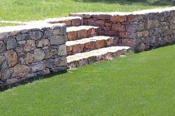 Bien choisir son escalier extérieur en pierre - Rochefort 17