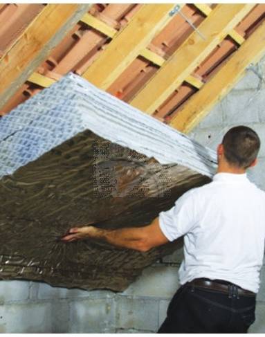 isolation combles avec panneaux alvéolaires