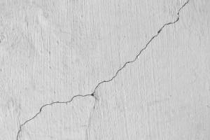 Comment prévenir les fissures après une surélévation ?