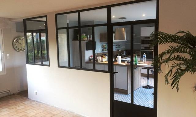 Installer une porte verrière Vichy