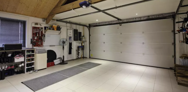 Carrelage de garage, espace Aubade