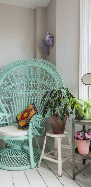 Fauteuil Emmanuelle repeint en turquoise