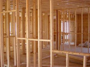 La surélévation de maison en bois est une solution très avantageuse.