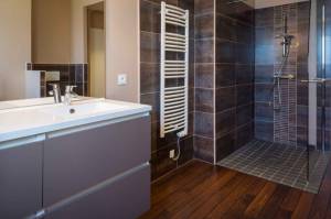 Salle de bain douche à l'italienne