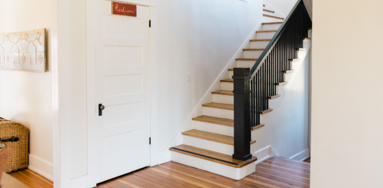 securite rampe escalier, choisir rampe escalier, idee rampe escalier moderne, garde-corps sur-mesure, idee rampe escalier original