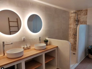 Salle de bain en béton ciré