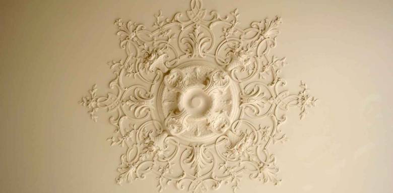 Rénover les moulures d'un appartement à Paris 15