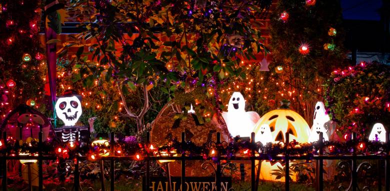 Décoration jardin de maison pour Halloween