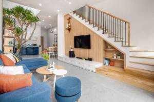 l’espace sous l’escalier  à paris 18 