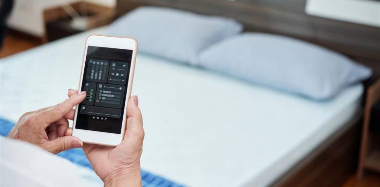 rénovation PMR, accessibilité chambre, aménagement chambre senior, maison connectée PMR, Clamart