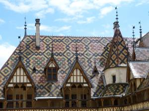 Toiture bourguignonne Beaune