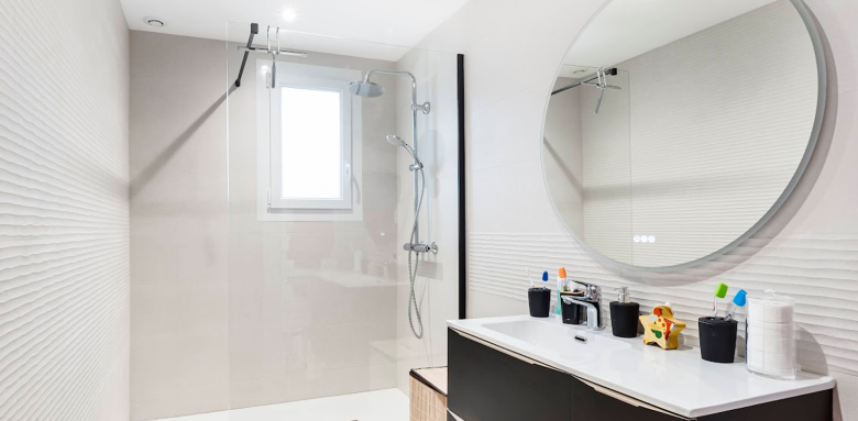 Rénover sa salle de bain : suivez le guide