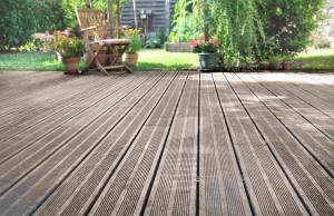 Protéger sa terrasse en bois 