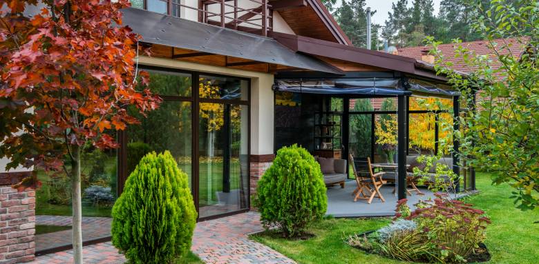 Véranda rétractable La Maison Des Travaux Ales