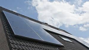 Panneaux solaires sur toiture