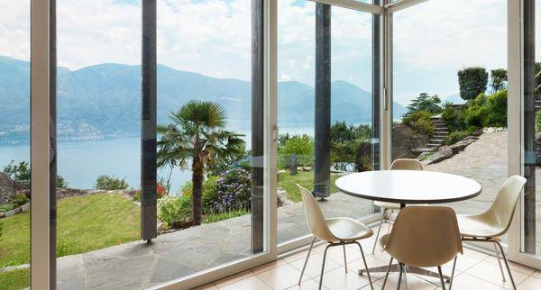 Véranda intérieur face a lamer