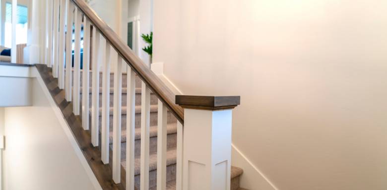 une rampe d'escalier à Clamart