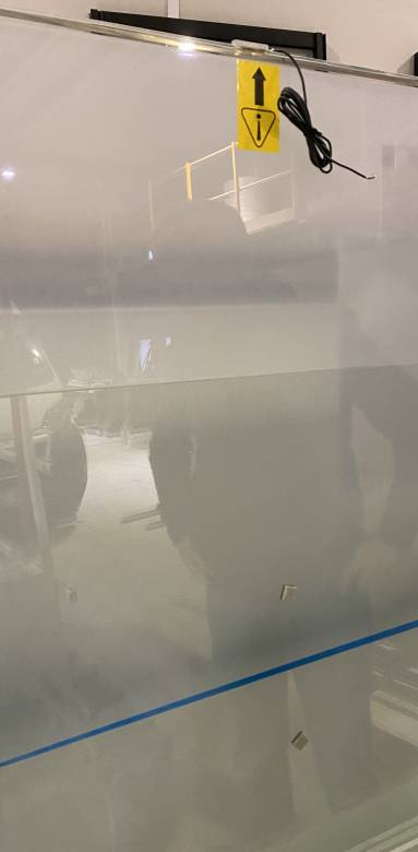 Verre occultant ou opacifiant, PDLC (Polymer Dispersed Liquid Crystal) ou verre à cristaux liquides