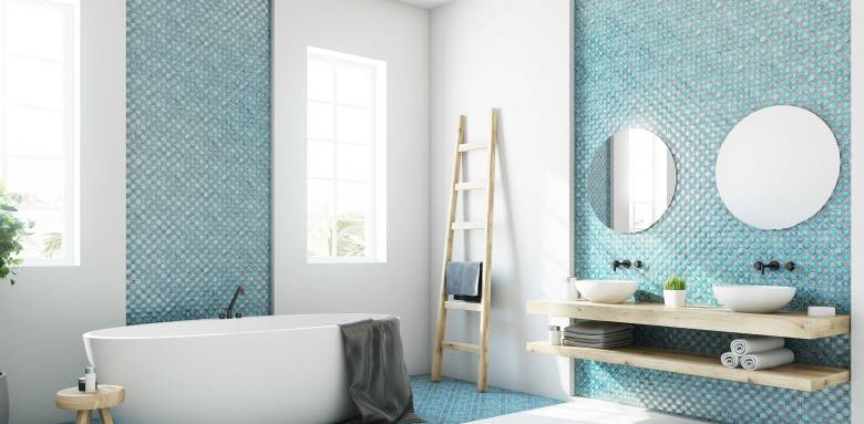 Installer une baignoire et une douche dans une salle de bain