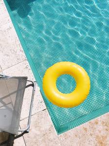Piscine et réglementation - Vire 14500