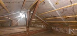 Isolation intérieure des combles habitables en laine de verre - Brie-Comte-Robert 77170